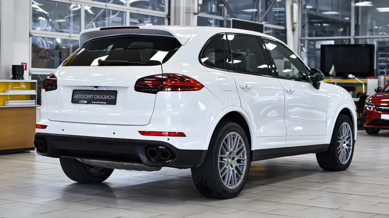 Porsche Cayenne II 3.6 V6 Tiptronic Image 6