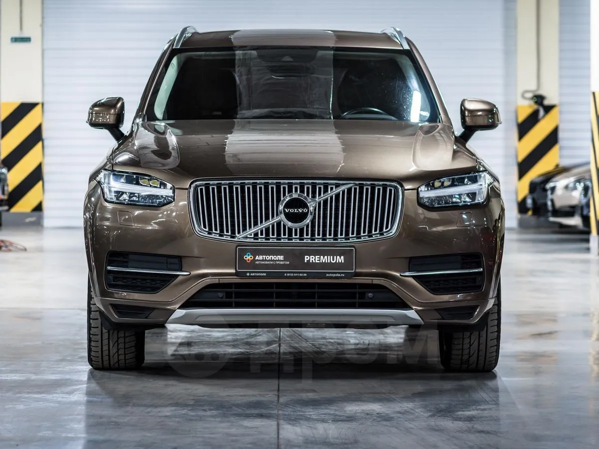 Volvo XC90 Image 6