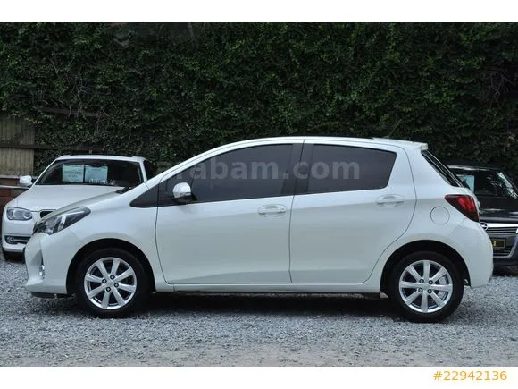 Toyota Yaris 1.33 Fun Special Skypack Image 1